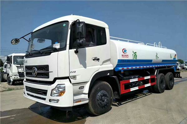 程力灑水車的五大優點造就專用車市場第一品牌