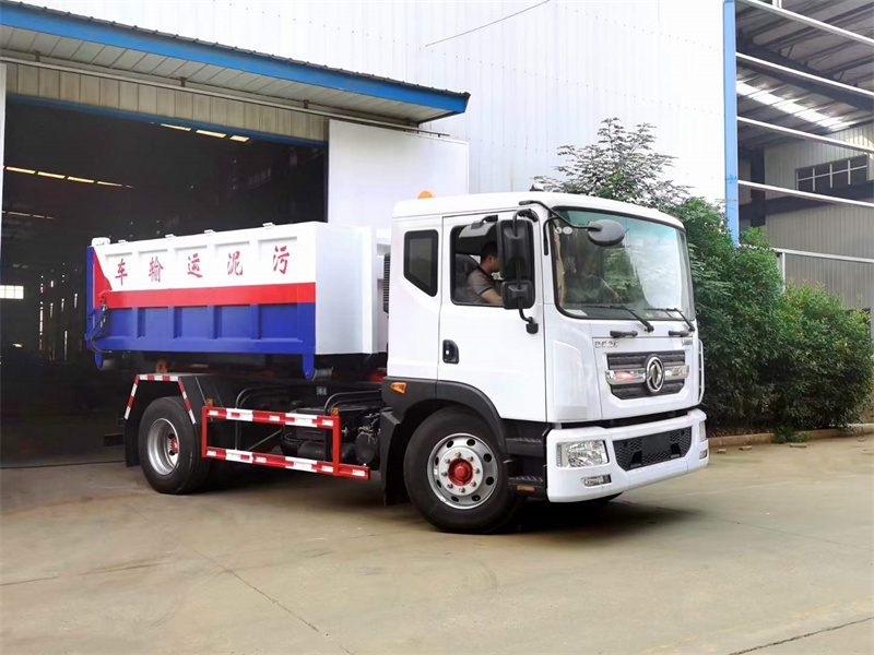 東風D9套臂污泥垃圾車