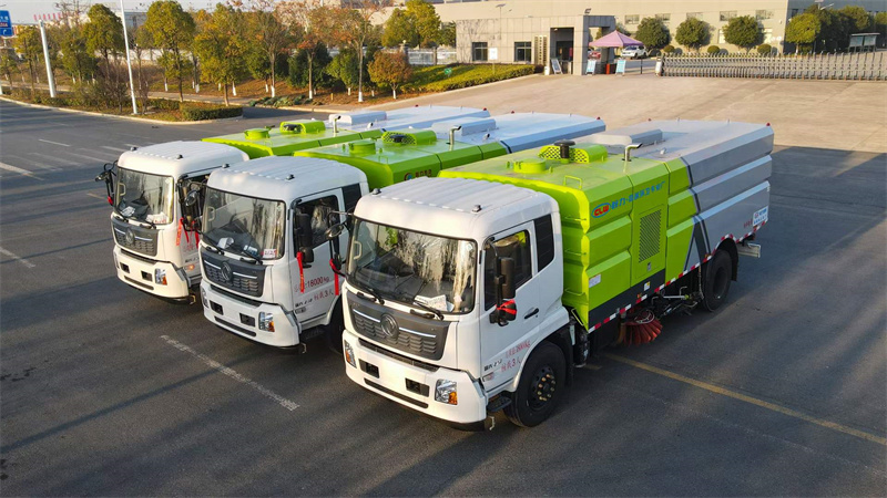 程力天錦洗掃車怎么保養